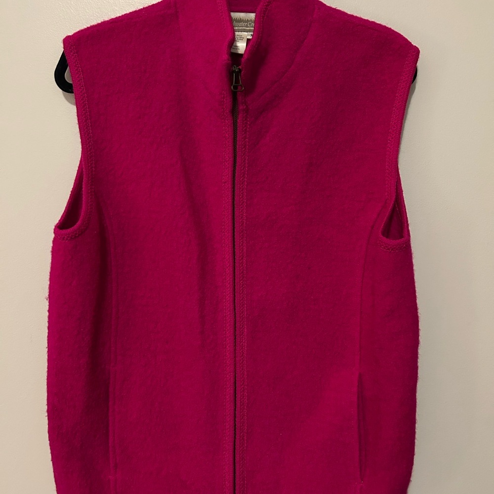 Women's Fleece Vest in Raspberry Pink